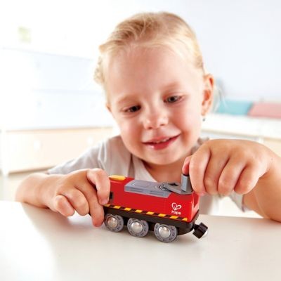 HAPE Zug mit Kurbelantrieb Поезд с кривошипным приводом