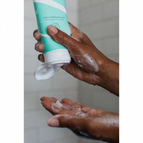 Boucleme Scalp Exfoliating Shampoo Отшелушивающий шампунь для кожи головы