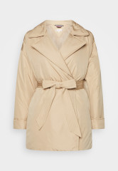 Tommy Hilfiger CLEAN PADDED PEACOAT Winter coat beige УТЕПЛЕННОЕ ПАЛЬТО CLEAN Зимнее пальто бежевый