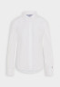 Tommy Hilfiger FIL A FIL REGULAR Button-down blouse optic white FIL A FIL REGULAR Блузка на пуговицах оптический белый