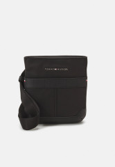 Tommy Hilfiger ELEVATED MINI CROSSOVER UNISEX Across body bag black ELEVATED MINI CROSSOVER UNISEX Сумка через плечо черный