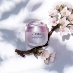 Shiseido Brightening Gel Cream  Осветляющий гель-крем