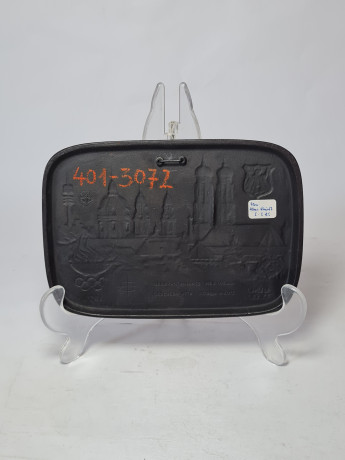 Декоративное панно винтажное Buderus, Modell Mootz, металлическое панно с объемным рельефным изображением г.Мюнхена в год XX Олимпийских игр, 17 x 12 см, Германия, 1974гг.