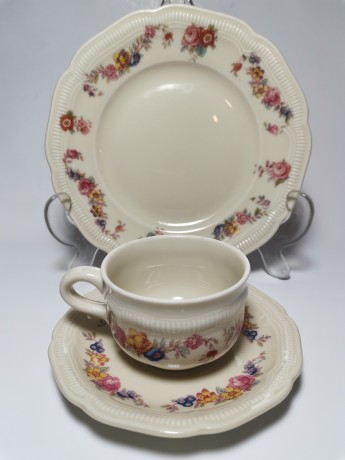 Hutschenreuther Selbe, Хутченройтер селбе Фарфоровый Кофейный сервиз на 3 персоны, матовый фарфор с элегантной ручной росписью, 15 предметов, Германия 1960г.