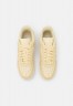 Nike Sportswear AIR FORCE 1 07 Sneaker low lemon drop/coconut milk/summit white AIR FORCE 1 07 Низкие кроссовки женские лимонная капля/кокосовое молоко/белая вершина