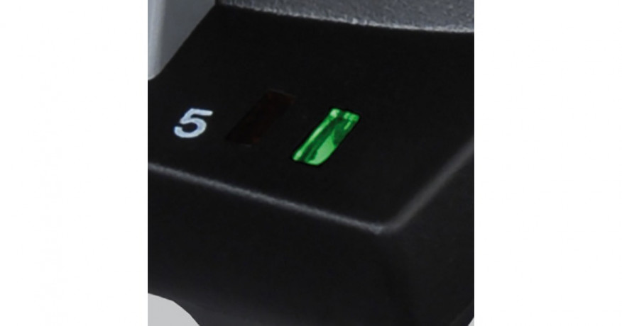 Cloer Cloer Waffeleisen 181 weiss/schwarz, 930 Watt weiss/schwarz Вафельница Cloer 181 белая/черная, 930 Вт