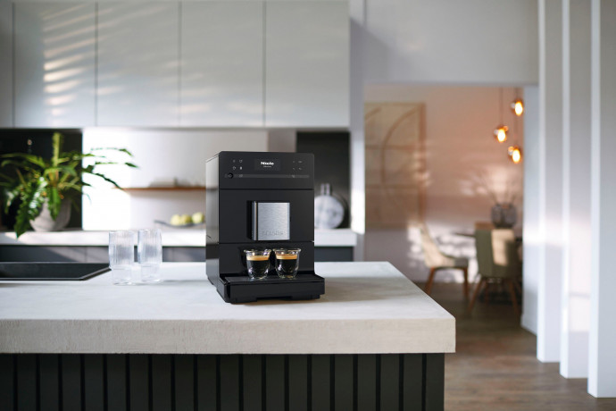 Miele Miele Kaffeevollautomat CM 5300, Kaffeekannenfunktion Полностью автоматическая кофемашина Miele CM 5300, функция кофейника