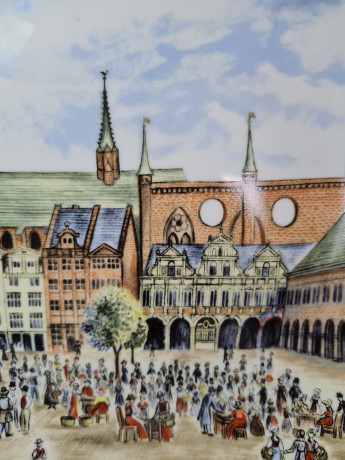 Kaiser Berg Декоративная тарелка с изображением торговой площади в г. Любек, 24 x 3 см, Германия, 1970-80гг.