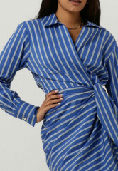 Tommy Hilfiger CO STRIPE SHORT WRAP Shirt dress blauw CO STRIPE SHORT WRAP Платье-рубашка синий и белый