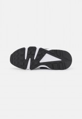 Nike Sportswear AIR HUARACHE Sneaker low white/black/sanddrift AIR HUARACHE Низкие кроссовки женские белый/черный/песок