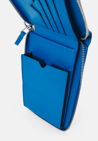 Tommy Hilfiger ANDY WARHOL HANGING WALLET UNISEX Wallet shocking blue ПОДВЕСНОЙ КОШЕЛЕК ANDY WARHOL УНИСЕКС Бумажник шокирующий синий