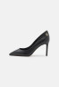 Tommy Hilfiger POINTY FEMININE Classic heels black POINTY FEMININE Классические каблуки черный