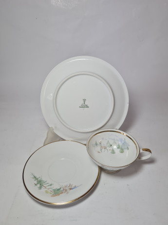 Чайное трио винтажное Schrinding Bavaria, белый фарфор с изображением оленя в лесу, Германия, 1960-70гг.