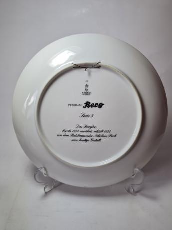 Kaiser Berg Декоративная тарелка с изображением улочек г. Любек, 24 x 3 см, Германия, 1970-80гг.