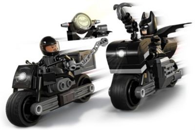 LEGO LEGO DC Universe Super Heroes 76179 Batman  Selina Kyle: Verfolgungsjagd auf dem Motorrad LEGO DC Universe Super Heroes 76179 Бэтмен Селина Кайл: Погоня на мотоцикле