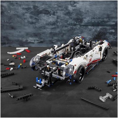 LEGO LEGO Technic 42096 Porsche 911 RSR LEGO Technic 42096 Порше 911 RSR