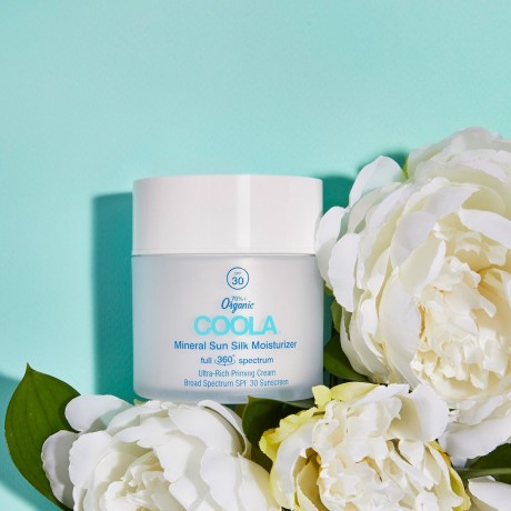 Coola SPF 30 FULL SPECTRUM SUN SILK MOISTURIZER SPF 30 ПОЛНЫЙ СПЕКТР СОЛНЕЧНЫЙ ШЕЛК УВЛАЖНЯЮЩИЙ СРЕДСТВО