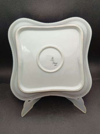 Тарелки сервировочные винтажные Fraureuth, 2 шт., квадратной формы, фарфор, 22 х 22 см, 20 х 20 см, Германия, 1970-80гг.