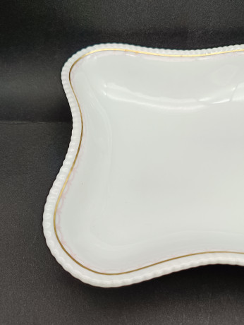 Тарелки сервировочные винтажные Fraureuth, 2 шт., квадратной формы, фарфор, 22 х 22 см, 20 х 20 см, Германия, 1970-80гг.