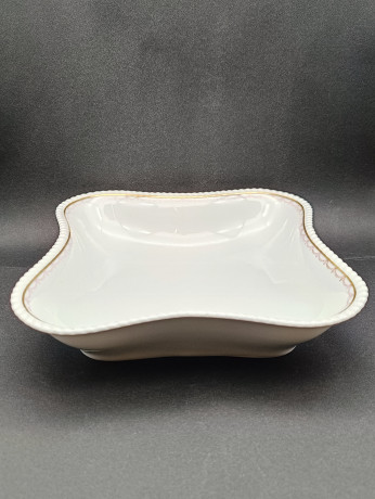 Тарелки сервировочные винтажные Fraureuth, 2 шт., квадратной формы, фарфор, 22 х 22 см, 20 х 20 см, Германия, 1970-80гг.