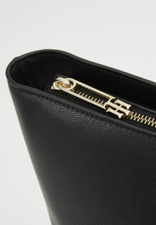 Tommy Hilfiger TIMELESS MED  Tote bag black TIMELESS MED Сумка-тоут черный