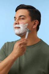 Lush Dirty Shaving cream Крем для бритья, мужской и унисекс, смягчающий крем для гладкого бритья, уход за кожей лица, сандал и лаванда, 225 г