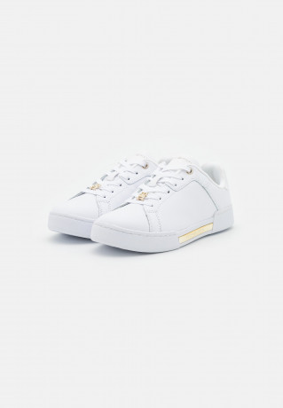 Tommy Hilfiger COURT Trainers white КОРТ Тренеры белый