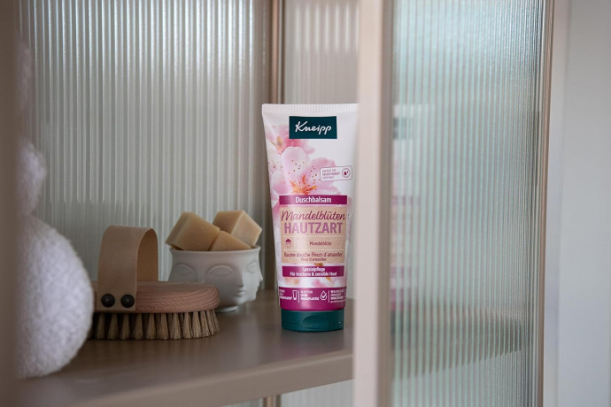 Kneipp Shower Balm Almond Blossom Бальзам для душа с цветками миндаля, 200 мл
