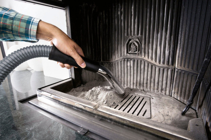 KARCHER KARCHER Akku-Hand-und Stielstaubsauger AD 4 Premium Aschesauger  Беспроводной ручной пылесос KARCHER AD 4 Пылесос премиум-класса из ясеня