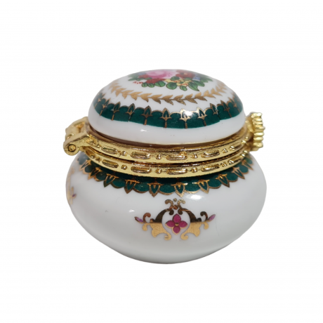 Шкатулка винтажная Les Porcelaines de Beaugancy с золотистой застежкой, фарфор, 4 х 3 см, Франция, 1960-70гг.