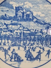 Hutschenreuther 1814 Винтажная тарелка эксклюзивно для Pieroth "На катке", 20см, Германия, 1970-80гг.