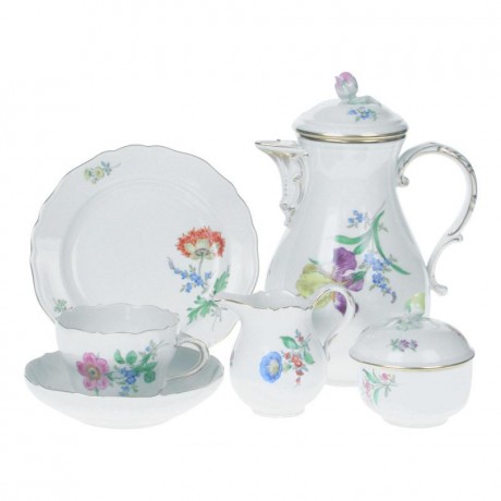 Meissen Meissen 'Neuer Ausschnitt - Blume 2 schrag bunt mit Goldrand' Kaffeeservice 7 Personen 24-tlg. Meissen "New cut - 2 цветка по диагонали с золотой каймой" Кофейный сервиз на 7 персон, 24 предмета.