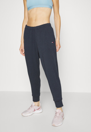 Tommy Hilfiger RELAXED SOFT PANT Tracksuit bottoms desert sky RELAXED SOFT PANT Спортивные штаны небо пустыни