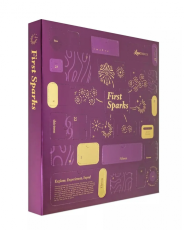 LoveBoxxx First Sparks Adventskalender 2025 Эротический адвент календарь LOVEBOXXX 2025 "Твой первый раз", 24 предмета
