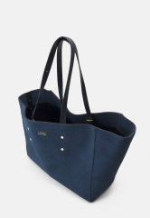 Tommy Hilfiger RELAXED LEATHER TOTE SUEDE Tote bag blue coast RELAXED LEATHER TOTE SUEDE Сумка-тоут голубое побережье