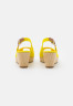 Tommy Hilfiger ICONIC ELBA SLING BACK WEDGE Platform sandals vivid yellow ICONIC ELBA SLING BACK WEDGE Сандалии на платформе ярко-желтый