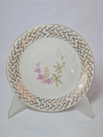 Чайное трио винтажное, белый фарфор с фиолетовым цветочным декором и позолоченным узором, Германия, 1960-70гг.