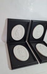 Набор картин винтажных Meissen, Thalia, керамика в деревянной раме, отлиты по оригинальным формам Дж.Дж.Кендлера, 4 шт., 23 x 19,5 см, Германия, 1981 г.