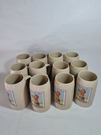 Немецкая пивная кружка винтажная Lovenbrau / Oktoberfest с изображением льва, керамика, 12 шт., 0.5 л, 15 см, Германия, 1970-80гг.