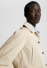 Tommy Hilfiger CROPPED FIT TWILL Summer jacket classic beige CROPPED FIT TWILL Летняя куртка классический бежевый