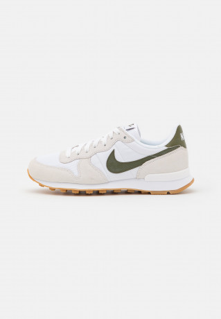 Nike Sportswear INTERNATIONALIST Sneaker low white/rough green/summit white INTERNATIONALIST Низкие кроссовки женские белый/шероховатый зеленый/вершинно-белый