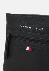 Tommy Hilfiger ESSENTIAL MINI CROSSOVER Across body bag black ESSENTIAL MINI CROSSOVER Сумка через плечо черный