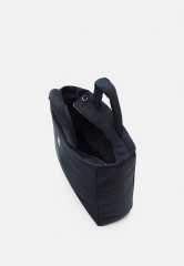 Tommy Hilfiger FLOW TOTE SOLID Tote bag space blue FLOW TOTE SOLID Сумка-тоут космический синий