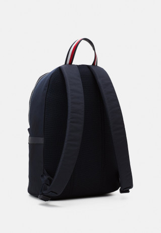 Tommy Hilfiger SIGNATURE BACKPACK UNISEX Rucksack desert sky РЮКЗАК SIGNATURE UNISEX Рюкзак небо пустыни