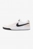 Nike SB ADVERSARY UNISEX Skateschuh white/black ADVERSARY UNISEX обувь для скейтборда белый черный