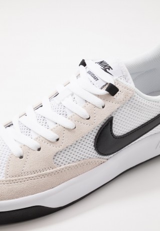 Nike SB ADVERSARY UNISEX Skateschuh white/black ADVERSARY UNISEX обувь для скейтборда белый черный