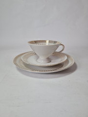 Чайное трио винтажное Winterling Kirchenlomitz Bavaria, белый фарфор с цветочным рисунком и обильной позолотой, Германия, 1960-70гг.