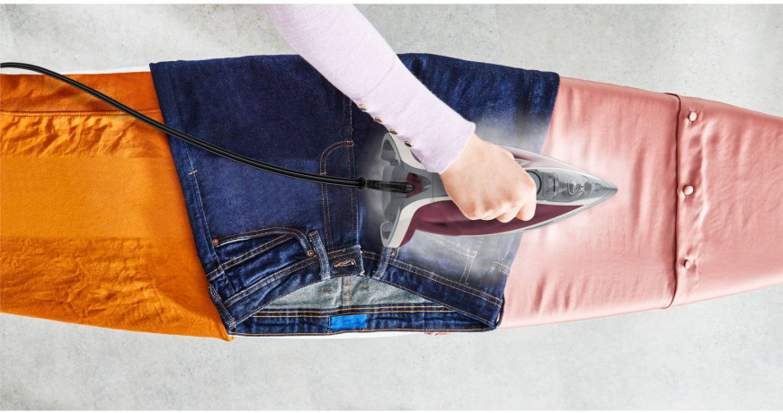 Tefal Tefal Dampfbugeleisen FV6870 Smart Protect Plus, 2800 W, Automatische Abschaltung, Vertikaldampf Паровой утюг Tefal FV6870 Smart Protect Plus, 2800 Вт, автоматическое отключение, вертикальное отпаривание