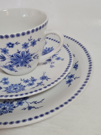 Чайное трио винтажное Seltmann Weiden Bavaria в бело-синих тонах, фарфор, Германия, 1960-70гг.