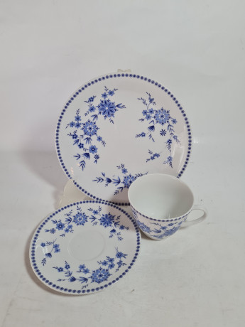 Чайное трио винтажное Seltmann Weiden Bavaria в бело-синих тонах, фарфор, Германия, 1960-70гг.